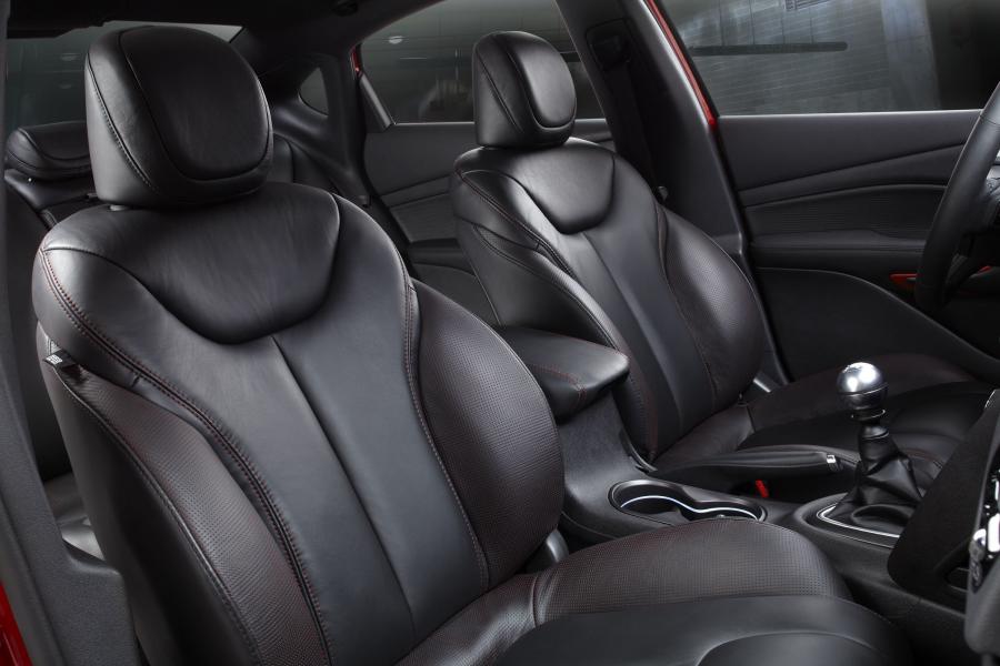  Dodge Dart 2012 года  (фото 14 из 145)